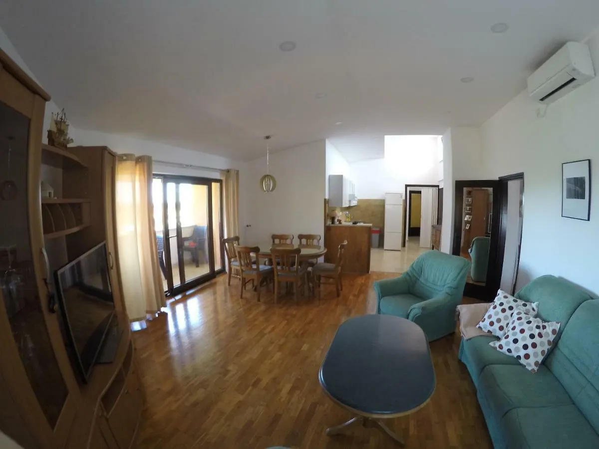 Apartman Koralj Pula Kroatien